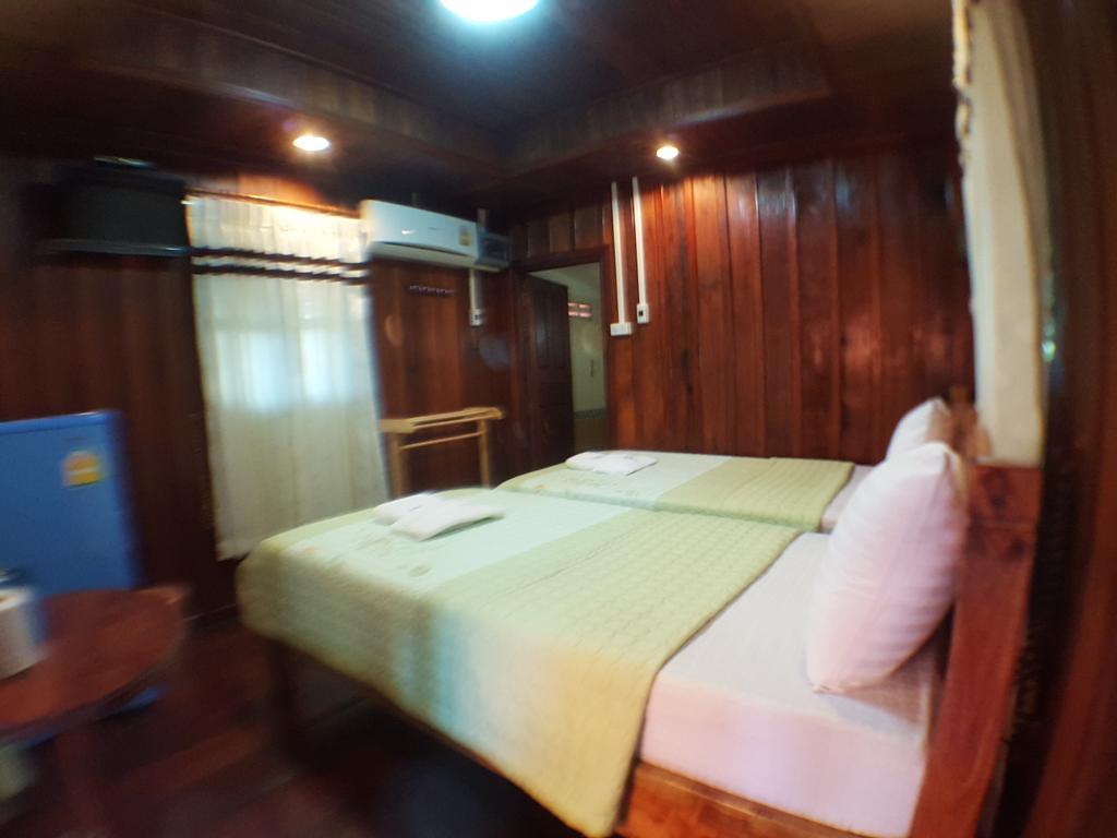 Khum Tewa Sakonnakhon Hotel Sakon Nakhon Room photo